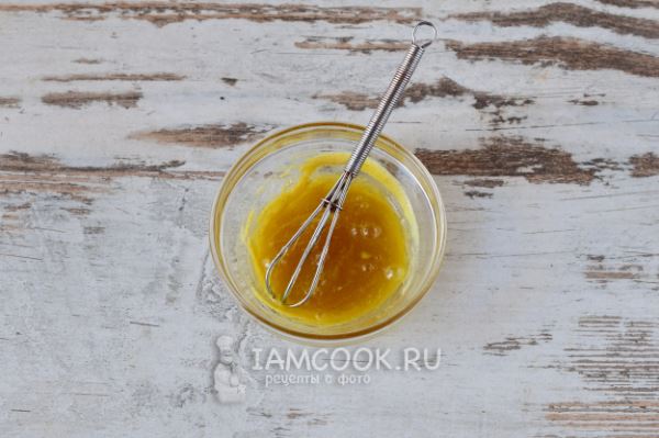 Голень индейки в медово-горчичном соусе в духовке